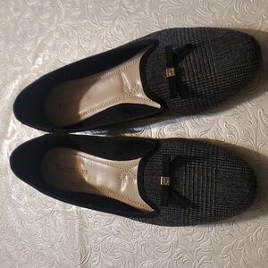 Brand new shoes with box super comfy